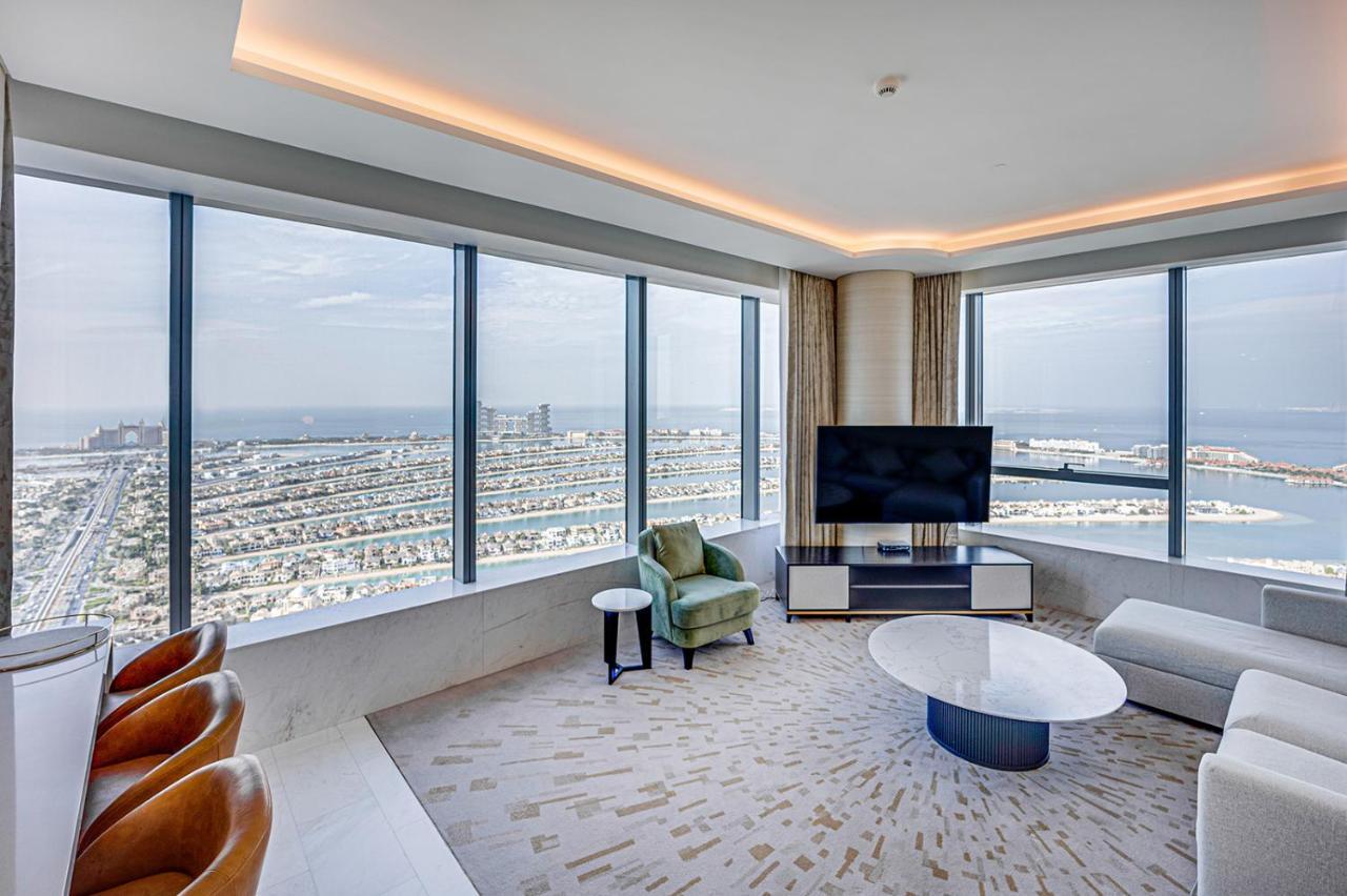 The Palm Tower, Nakheel Mall, Palm Jumeirah Dubai Buitenkant foto